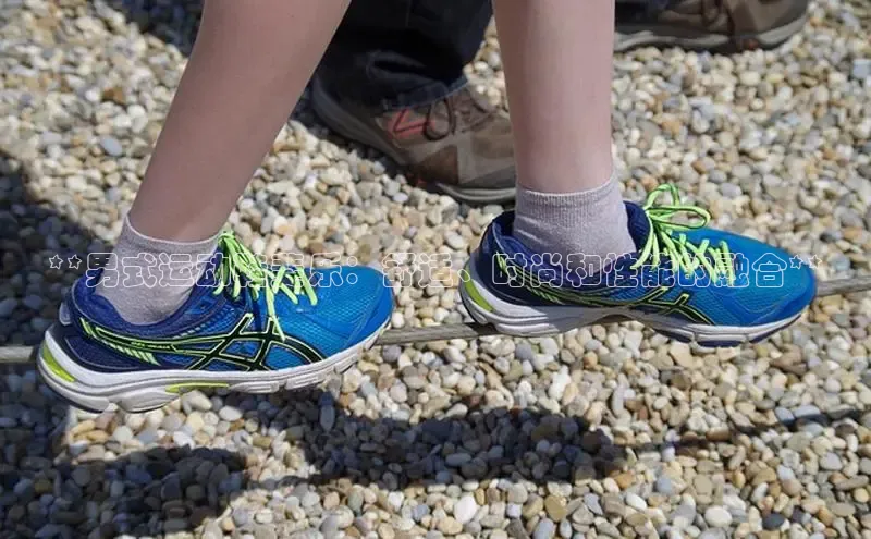 Bsport体育在线官网百度集团**男式运动鞋斐乐：舒适、时尚和性能的融合**