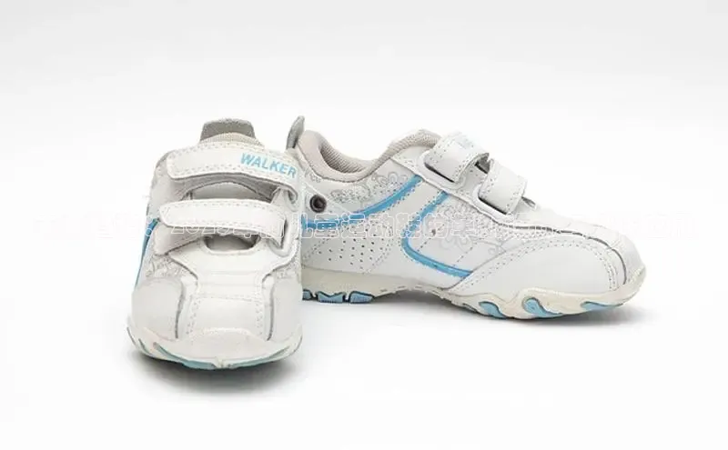 未来趋势：2025年前儿童运动鞋的革新设计与科技应用