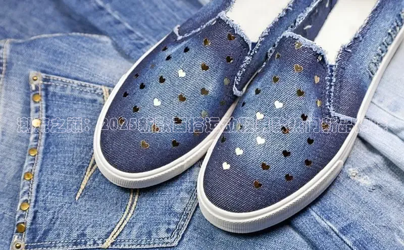 潮流之巅：2025新款百搭运动鞋男款热门新品揭晓